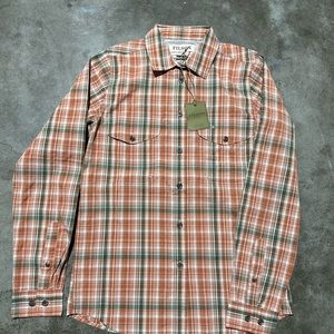 NWT Filson Twin Lakes Sport Shirt Long Sleeve Button up Fishing Womens red